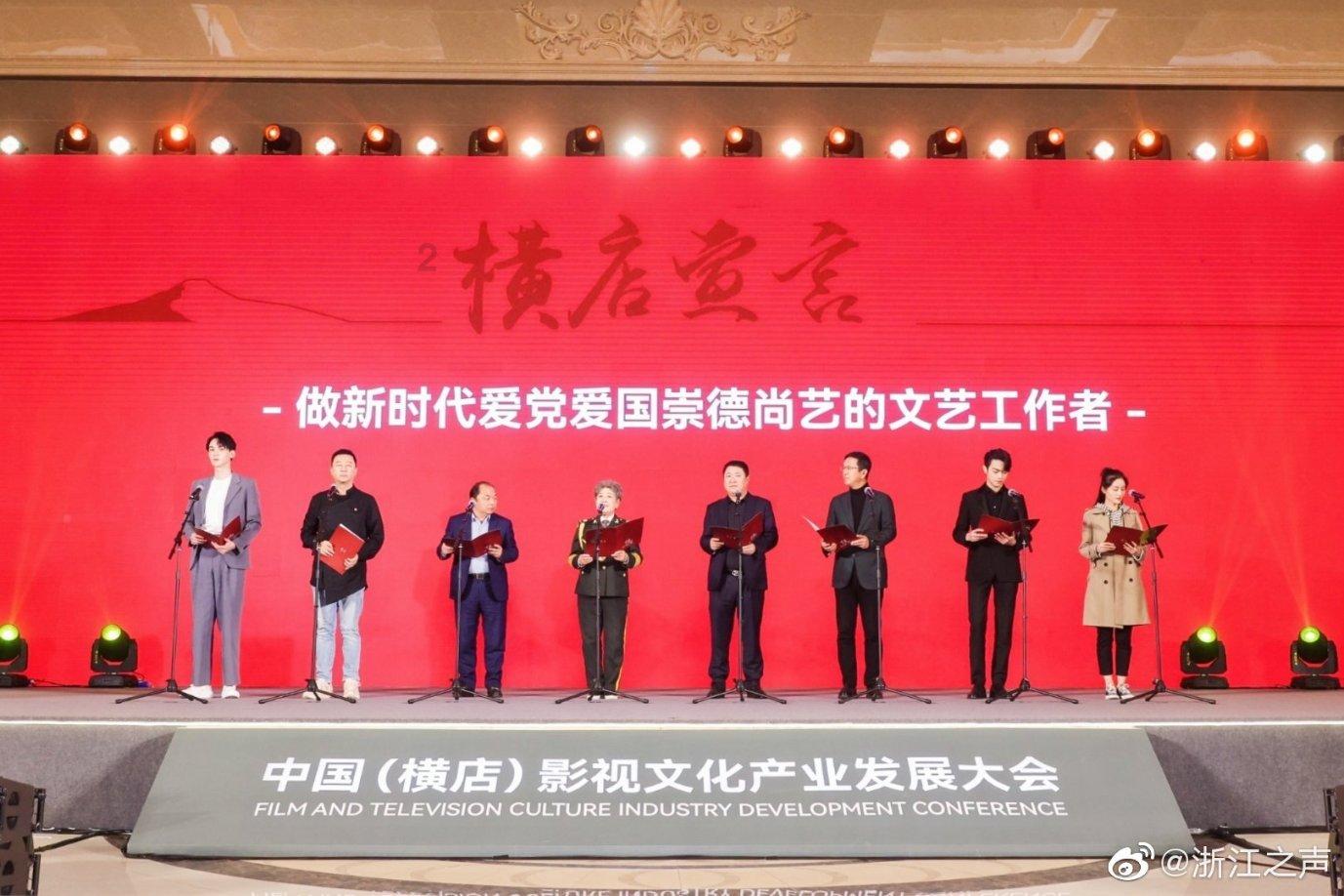 吕布被斩后,貂蝉依然记得,在月光下义父向她跪谢的那个夜晚